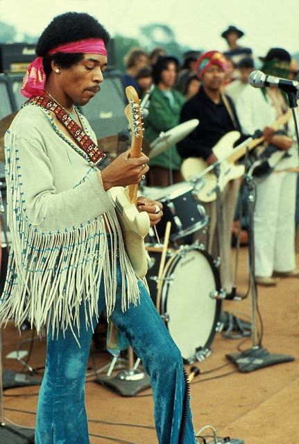 Photos of Life at Woodstock 1969 (1)
